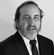 Francisco Bauer's Instagram, Twitter & Facebook