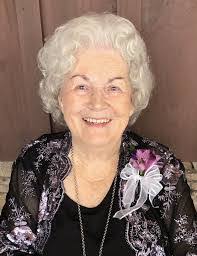 Kaye Dunlap's Instagram, Twitter & Facebook