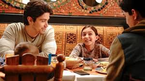 Read a review of episode 1 and 2 of the first season of the latino reboot of 'party of five' airing on freeform. Party Of Five Was One Of The Best Teen Dramas Of The 90s And It S Perfect For A Remake Guide