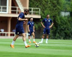 Can bartu'nun hayatını merak edenler, efsane isim can bartu hakkında araştırmalar yapıyor. Fenerbahce English On Twitter Our Football Team Started The Preparations Of The 2018 19 Season With The Training That Took Place In Can Bartu Facility Fenerbahce Https T Co Uudjewukkq