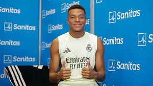 Real Madrid 2025-26 kickoff