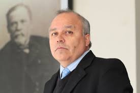 Dr. Gustavo Zúñiga es el nuevo decano electo de la Facultad de Química y  Biología