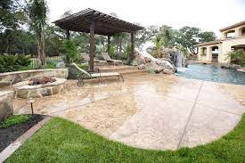 Avoid the crowds and beat the heat on the hot summer days by transforming your back yard into your own private water park oasis. 28 Remarkable Backyard Waterpark Ideas Home Stratosphere