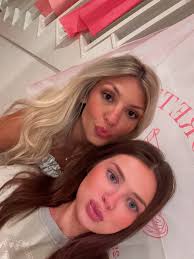 With love from Florida!! Had the best weekend celebrating @_sidneecampbell  👰🏼🩷❤️🤍🥂