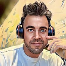 Addison Bender's Instagram, Twitter & Facebook