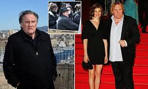 Gérard depardieu is one of the most prominent french actors. Y1kaagtqnilqmm