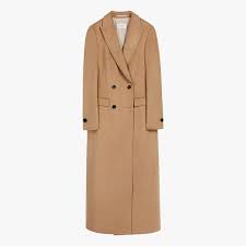 Also set sale alerts and shop exclusive offers only on shopstyle. Kate Middleton Styles A Classic Coat In A Fresh New Way Vogue