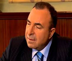 Yıllar önce kurtlar vadisi dizisinde yer alan zafer ergin, yapımcılar ile anlaşmazlığa düşmüştü. 61 Bolum 2004