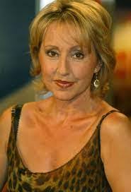 Heidi Krekel's Instagram, Twitter & Facebook