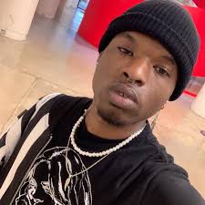 So today for my birthday I'm giving my people a gift! lol I normally don't  do “remixes” but why not?‼️😏In this particular song I do announce the name  of the album that