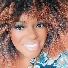 Iva Pace's Instagram, Twitter & Facebook