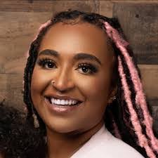 Crystal Ridgeway's Instagram, Twitter & Facebook