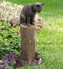 Cat outdoor statue, cat statue in outdoor garden stock photo alamy. Pin On Garden Ornaments