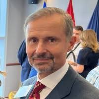 100+ "Opara" profiles