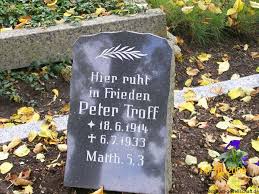 Grab von Peter Troff (18.06.1914-06.07.1933), Friedhof Oldendorp