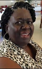 Kelly Whitehead's Instagram, Twitter & Facebook