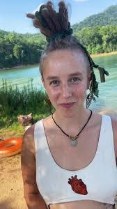 Misty Wooten's Instagram, Twitter & Facebook