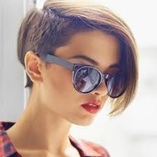 This is one of the best hairstyles with glasses where you will need regular shampooing and conditioning. 1001 Ideas For Beautiful Hairstyles For Short Hair