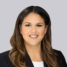 Alexis Pedersen's Instagram, Twitter & Facebook