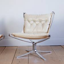 Case studies documents infographics installations videos white papers 2d, 3d, product files. Pair Of Sigurd Ressell Falcon Chairs Lawton Mull