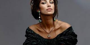 Mădălina diana ghenea hottest tribute ever | mădălina diana ghenea (youtube.com). De Ce A Ascuns MÄƒdÄƒlina Ghenea Sarcina PanÄƒ In Ultima ClipÄƒ RÄƒspuns È™ocant Din Partea ActriÈ›ei Suceava News Online
