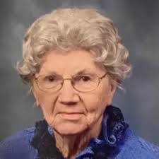 Diane Ecker's Instagram, Twitter & Facebook