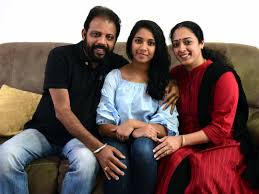 Jul 05, 2021 · actress yami gautam, who tied the knot with beau aditya dhar in a secret wedding ceremony, shared a candid picture from the celebration. Sadhana Thanga Meengal Latest Tamil Cinema News Thanga Meengal Sadhana Tribal Internet