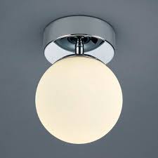 Die deckenleuchten für das badezimmer werden wegen ihrer zweckmäßigkeit sehr geschätzt, da sie in der mitte der decke angeordnet sind und die gesamte umgebung des badezimmers beleuchten. Helestra Keto Led Bad Deckenleuchte Kugel Kaufen Lampenwelt De