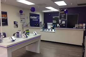 Yet another crappy metropcs location. The Best Metro Pcs Free Phones With Activation In 2021