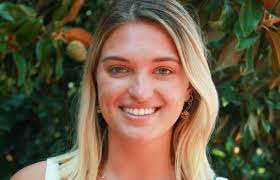 C E L E B R A T I N G O U R S E N I O R S