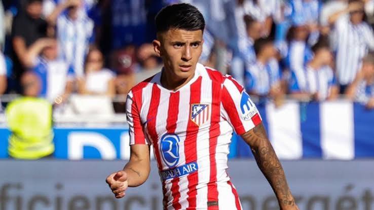 Flamengo avan&ccedil;a por Thiago Almada e aguarda defini&ccedil;&atilde;o do Atl&eacute;tico de Madrid | CNN Brasil