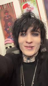 Johnnie Guilbert (@johnnieguilbertreal)’s videos with original sound