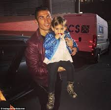 Dejan lovren's wife is anita lovren. Dejan Lovren S Wife And Daughter Bemused As Liverpool Star Left Out Of Real Madrid Champions League Defeat Daily Mail Online
