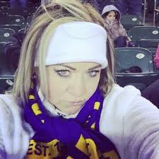 candy candela (@1974Glam)