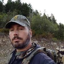 Can you edit photos to add my uncle?