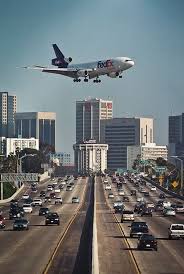 San Diego Lindberg International One Of The Most Dangerous Approaches In The Country Airplane Landing Aviation Aircraft