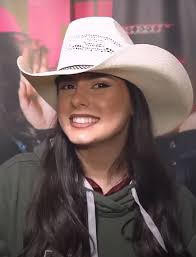 quantos anos tem a cantora ana castelli