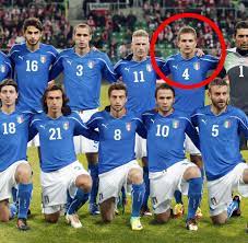 Bekenne farbe und unterstütze deine mannschaft mit den legendären. Wettskandal Italien Streicht Star Verteidiger Aus Em Kader Welt