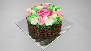 The flowers are wilton roses made with royal icing made ahead of time. Make Flower Basket Cake Youtube