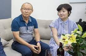 Là huấn luyện viên, ai cũng muốn chiến thắng. Coach Park Hang Seo Returns To Korea To Grieve His Loved Ones