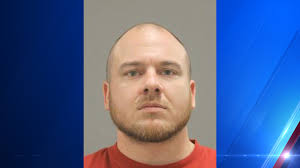 Suspect at large after injuring 3 Rockford Police officers