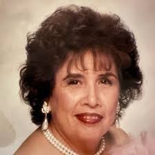 Faye Perez's Instagram, Twitter & Facebook