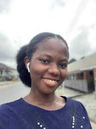 How to get a professional looking head shot for a travel agent?