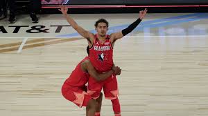 Domingo, 06 de junio de 2021. Trae Young All Star Game Halfcourt Shot Lights Up Night 11alive Com