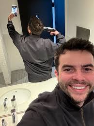 Justin Umstead's Instagram, Twitter & Facebook