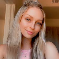 Amanda DeGraff 🦋 (@mandarj98)