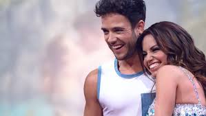 Christina luft teilt gegen hater aus „ihr bekommt mich hier auf meinem kanal mehr. Let S Dance Star Christina Luft Es Gab Tage An Denen Ich Mich Heulend Ins Bett Gelegt Habe Bunte De