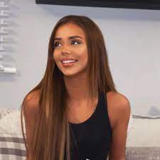 Natalia Zoppa - Free pics, galleries & more at Babepedia