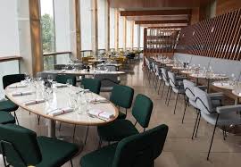 Have A Seat On A Comfortable Moulin Chair At Restaurant Radioeat F0927 Moulin 1954 Designer Pierre Pauli Tabourets Pour Ilot De Cuisine Restaurant Maison