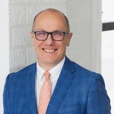 Lacey Bledsoe's Instagram, Twitter & Facebook